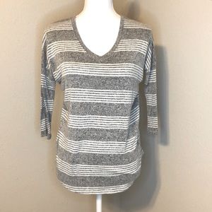 Market & Spruce 3/4 Sleeve Top